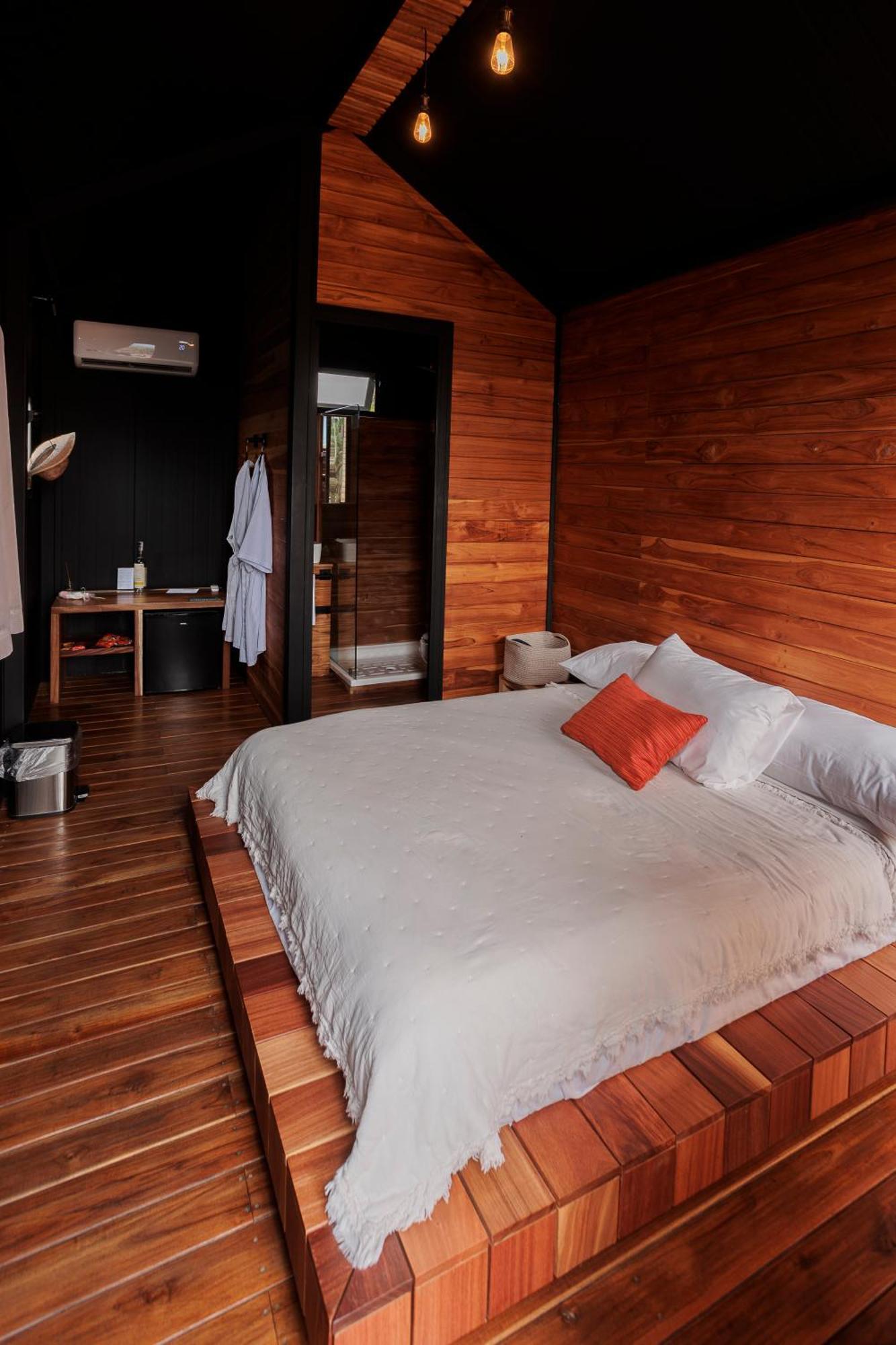 Hotel Coyote Alcocer Extérieur photo