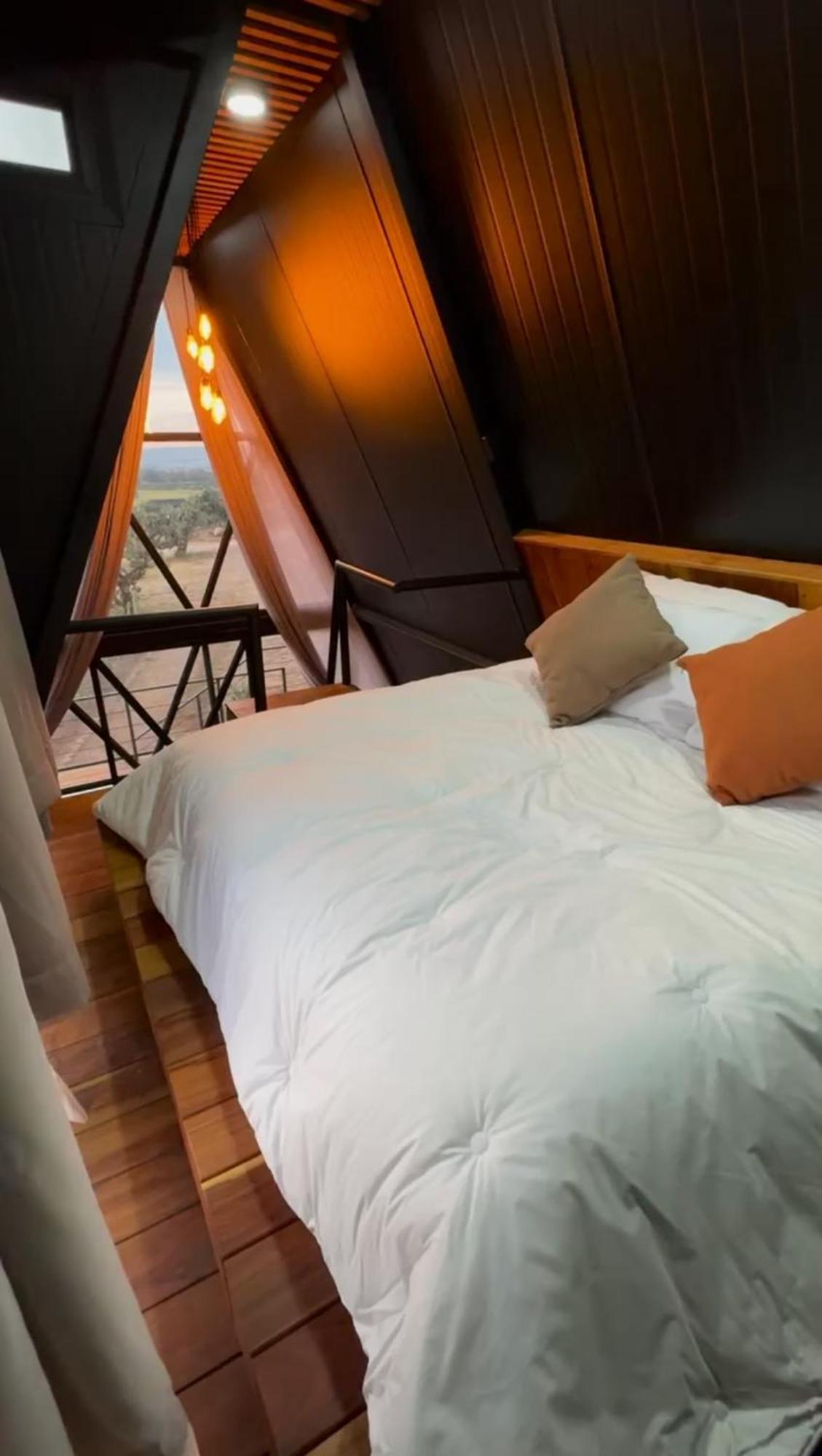 Hotel Coyote Alcocer Extérieur photo